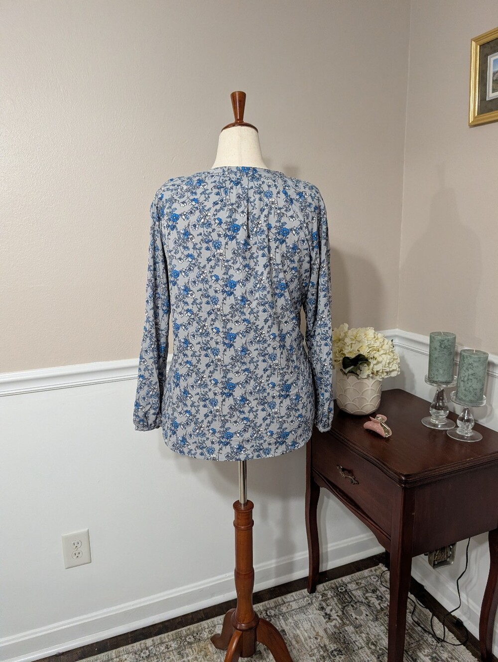 Chase Bank Lands End Apparel Floral Blouse - Picture 5 of 7